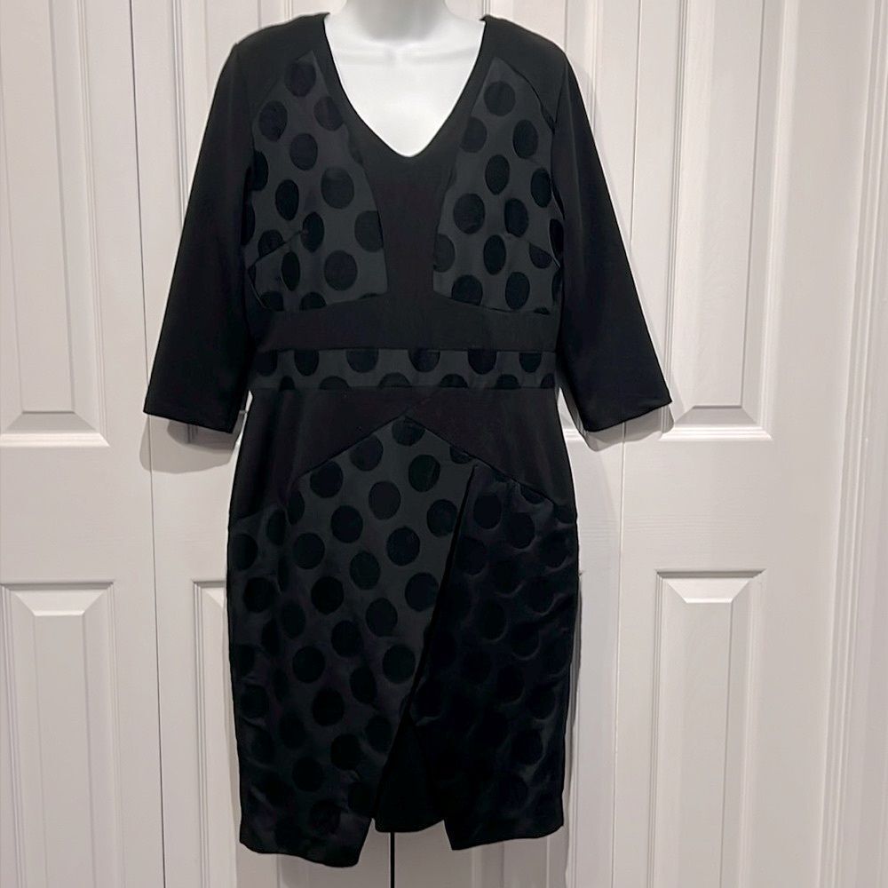 Eroke Black Wool Blend 3/4 Sleeve V-Neck Shift Dress Size 8(see measurements)‎